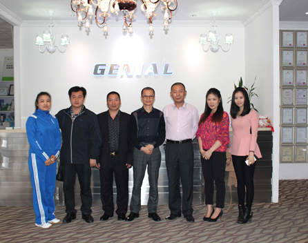 商会领导参观会长企业